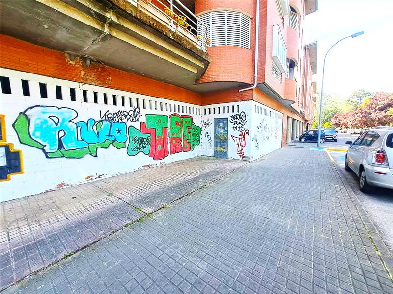 Foto ecb03248-c25e-44af-b3e1-bdb67bfe2243. Geschäftsraum in Centro Ponferrada