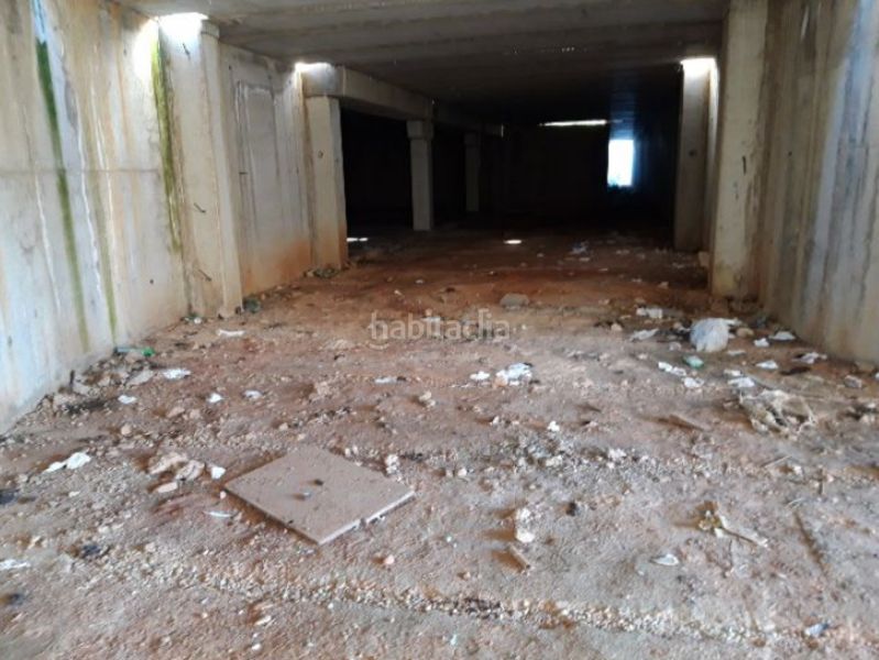 Foto 4d6c762f-ba82-40a7-8740-a75c14df8e8d. Bâtiment à usage industriel dans Quer