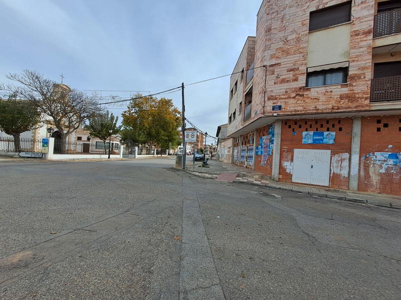 Foto 9c617d22-8d8a-4ee1-ac85-0bd3583e542d. Parking voiture dans Villatobas