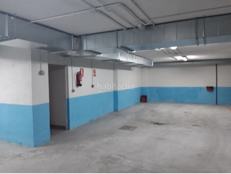 Foto afdec231-46d6-4462-beb0-0685487edf09. Posto auto in Sama Langreo