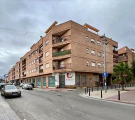 Parking coche  Olivo (puente tocinos)