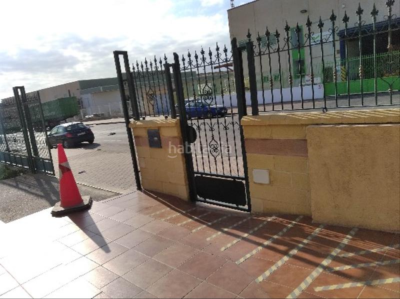 Foto 01ce4488-c6f6-4d13-99e3-ade1b8b1f84d. Bâtiment à usage industriel dans Águilas