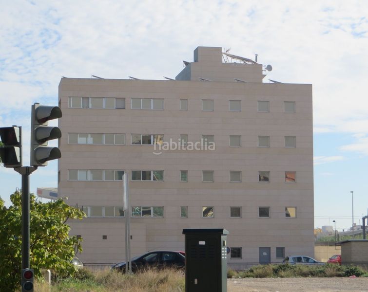 Foto a308fedb-c172-4365-b32f-c194bd294c37. Aparcament cotxe a Puente Tocinos Murcia