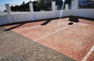 Parking voiture  Las abejeras