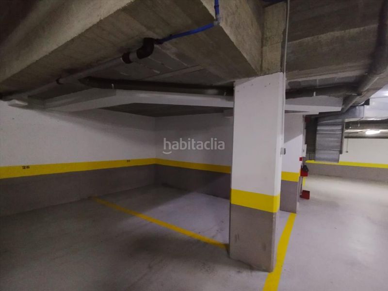 Foto fe7d5d99-f86b-4023-a047-891667f834bb. Aparcament cotxe a Sardoma - Castrelos Vigo