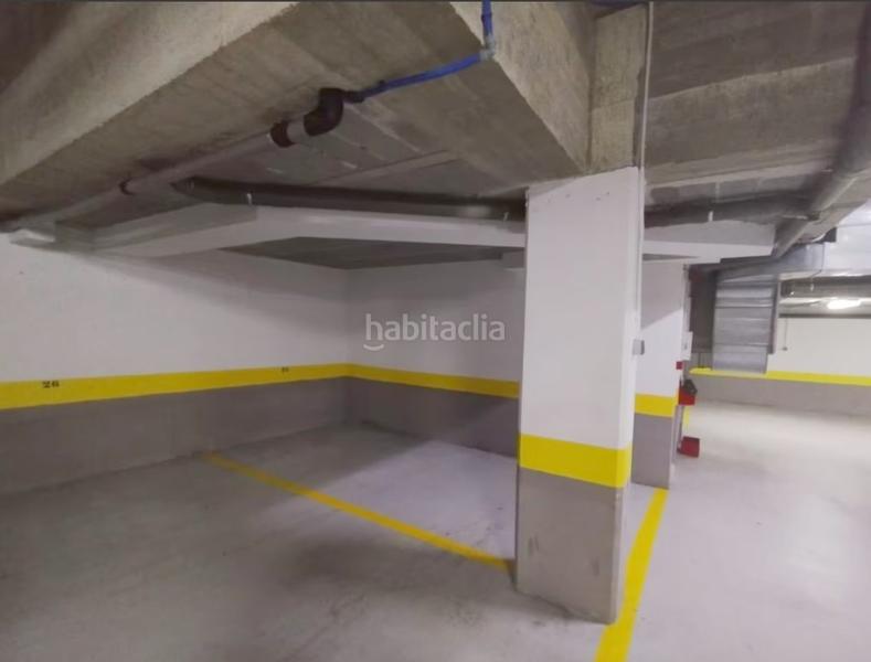 Foto 9c3ea33c-bdb1-4057-b695-e2cfcf78c8af. Parking voiture dans Sardoma - Castrelos Vigo