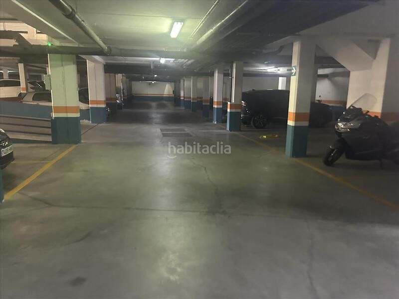 Foto b220c249-3fb2-47f8-8c05-1b6d72d0d9d4. Aparcament cotxe a Delicias Valladolid