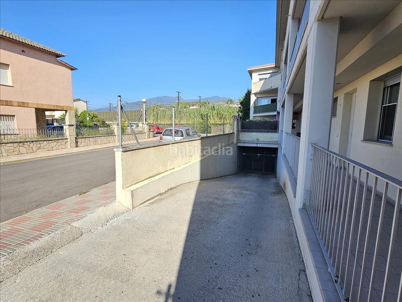 Foto 86ac8809-7f9c-4df9-8c7e-6ee2a029a2fb. Aparcament cotxe a Riells i Viabrea