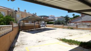 Car parking  De benidoleig a pedreguer
