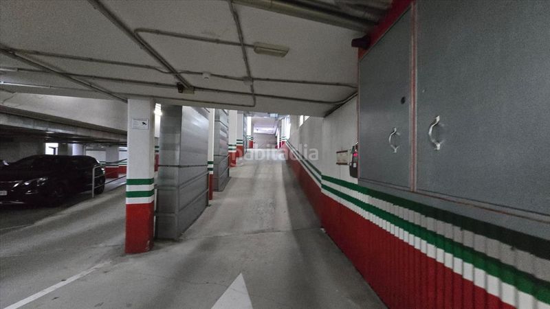 Foto 250c2221-e6f4-43d9-a6f6-f3fb0e6782fa. Parking coche en Eirís Coruña (A)