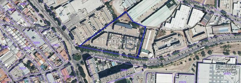 Foto 5775e413-e019-4dbe-9eb1-fb09a6e9220c. Autoparkplatz in Polígono Industrial Sur San Sebastián de los Reyes