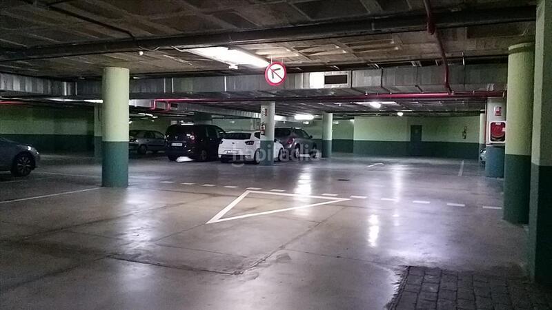 Foto 69088dff-bbfb-4a92-b136-1f1aa401efe9. Parking voiture dans Polígono Industrial Sur San Sebastián de los Reyes