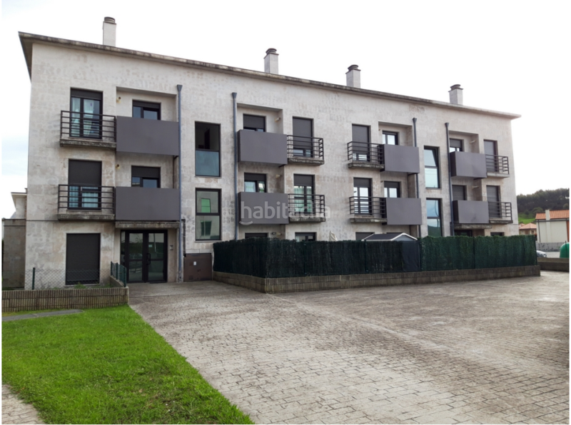 Foto b391e1ce-7789-4dbc-acbb-c67c488d72bc. Car parking in Polanco