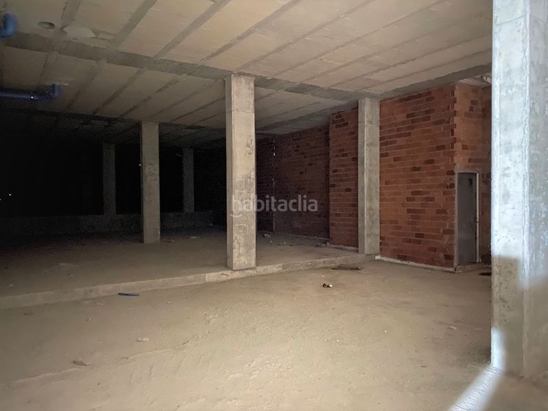 Foto e4c9d7a2-4a5e-4b9a-a7a7-8ff2ad44354b. Local comercial a Bertamirans Ames