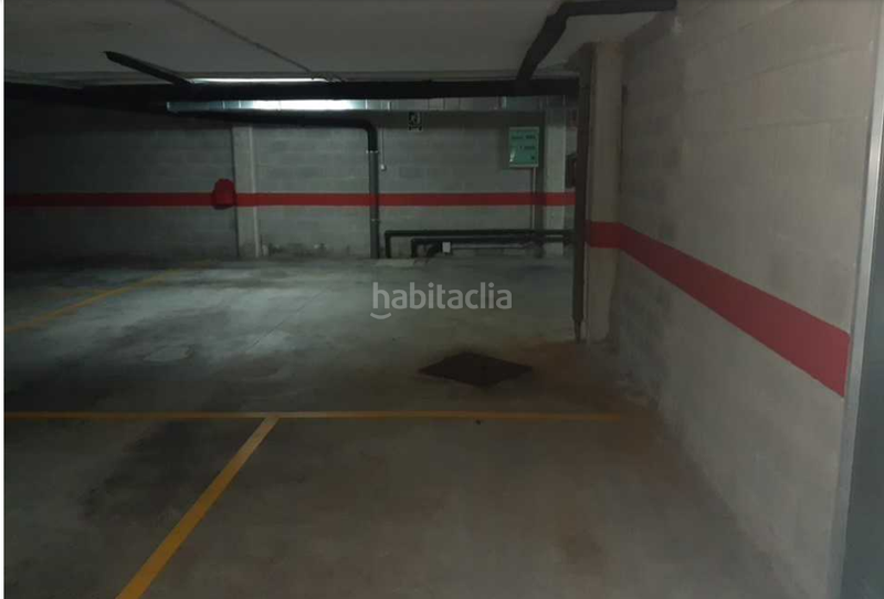 Foto ef970d6d-f1b4-4818-8ff4-8fa1fe1c7c2b. Parking coche en Sama Langreo