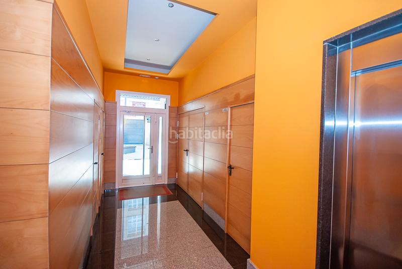 Foto 67c1fafe-71da-4cd4-9fc6-1e1656d74dbc. Aparcament cotxe a Cee