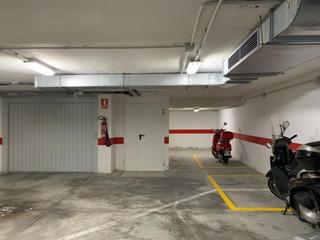 Parking coche en Calle Virgen de Lotero