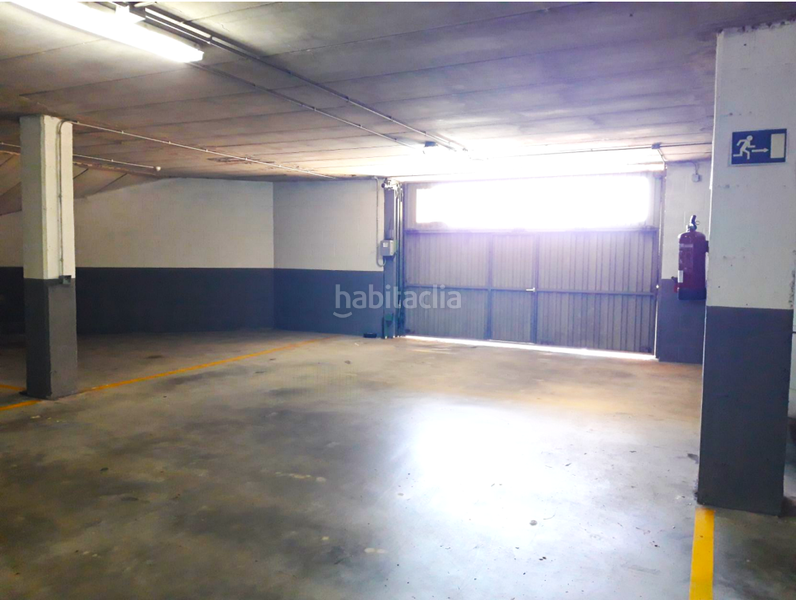 Foto 924069af-caeb-45ed-a3d3-1e5b684299ba. Parking coche en La Pereda Santander