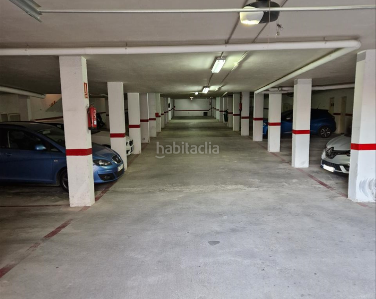 Foto 11f04e9f-c684-4a38-961c-50c97c81085e. Parking coche en playa de Garrucha Garrucha
