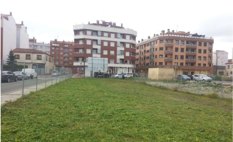 Foto 3166a051-9b7a-4e8b-a09c-8060f63c0438. Terreno residenziale in Lardero