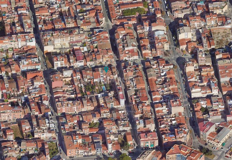 Foto 31f2a33e-e19a-4c18-95b5-12a8c06cee71. Casa a Sant Pere Nord Terrassa