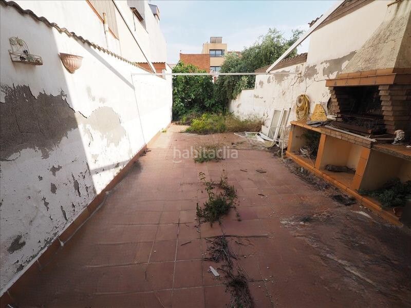 Foto 3bc7a1db-0f51-49d2-bfd0-5a5601daf5c9. Casa a Sant Pere Nord Terrassa