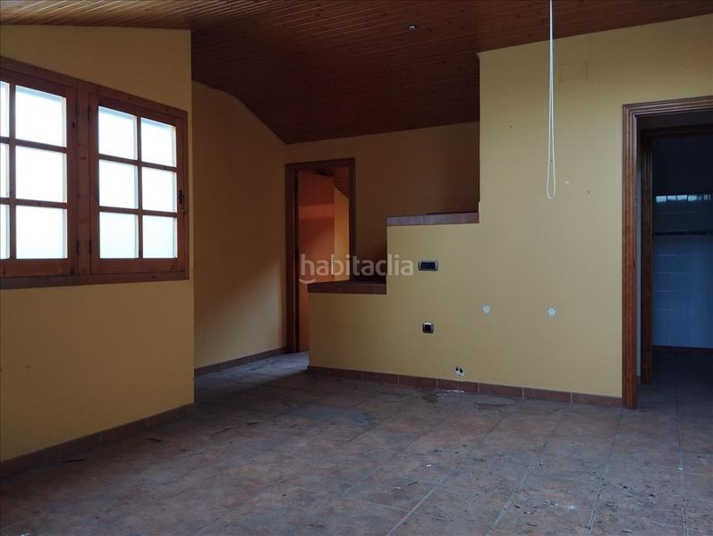 Foto f5cdba51-d021-45ce-95c4-3951df0c7c7a. Casa a Sant Pere Nord Terrassa