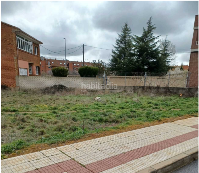 Foto 8c9434c9-3bf7-4635-93cd-54f89d940735. Terreny residencial a Valverde de la Virgen