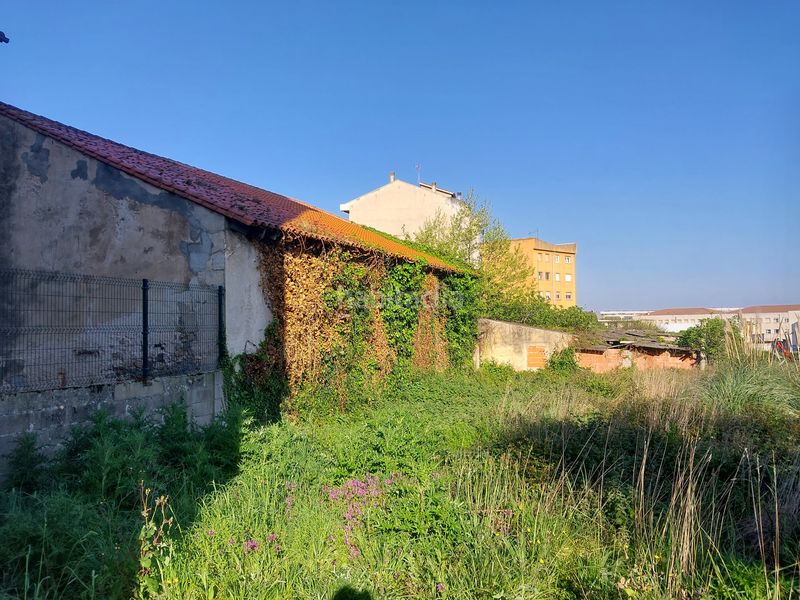 Foto b8508ba6-fbe5-4962-9827-dfed9b69b207. Terreny residencial a Alisal - San Román Santander