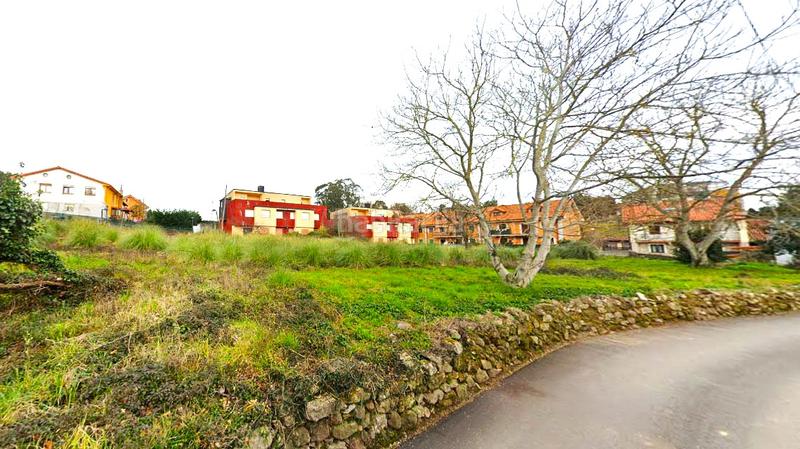Foto af675e94-5f68-4972-a588-943abed72521. Terreny residencial a Oruña Piélagos