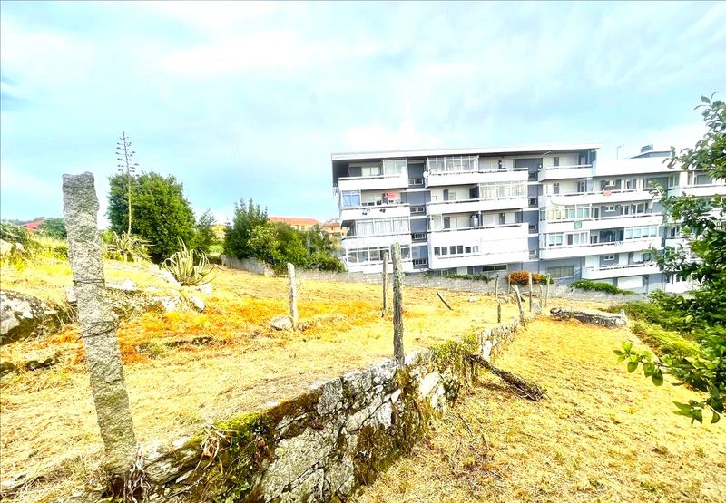 Foto e5565df6-8c9e-4bed-9a69-a7975f221646. Terreny residencial a Baiona