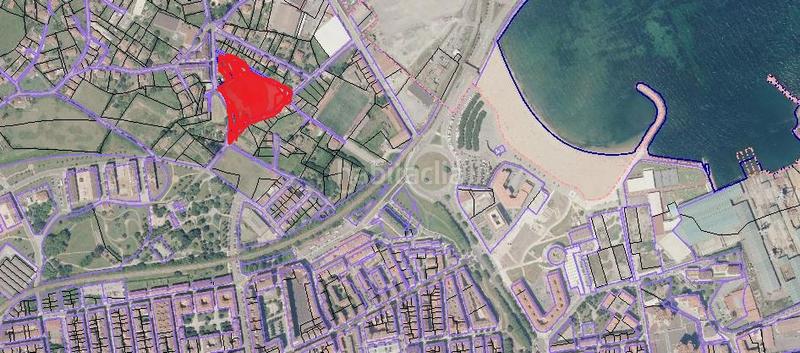 Foto f232b1db-ba87-4e2c-bafe-2f572ec91864. Terrain résidentiel dans Jove Gijón