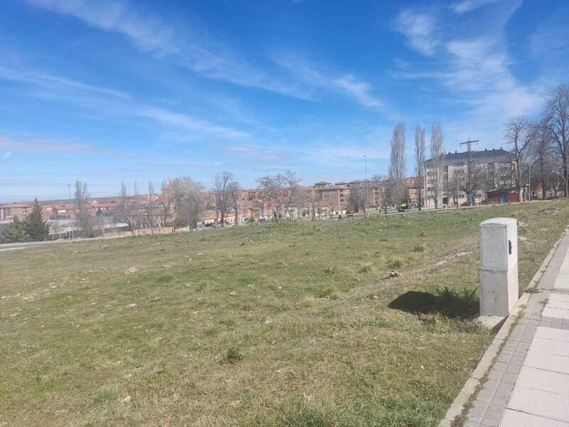 Foto 55030cb3-a7dc-4afc-8ef4-aa1884923367. Terrain résidentiel dans Sector Plaza de Toros Segovia