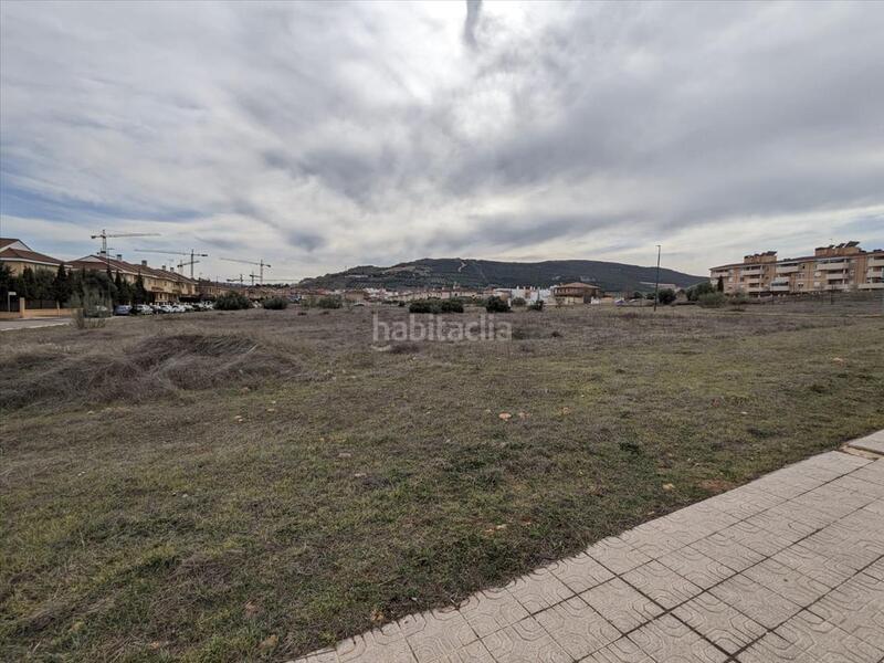 Foto 0a7599f7-465a-4b4c-a266-cdaa828bbfea. Terreno residencial en PAU 2-600 Puertollano
