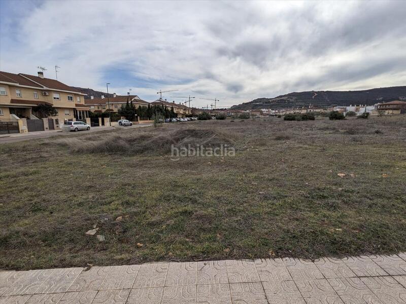 Foto a998917b-79c2-446a-a1d6-52dace284789. Terreno residencial en PAU 2-600 Puertollano