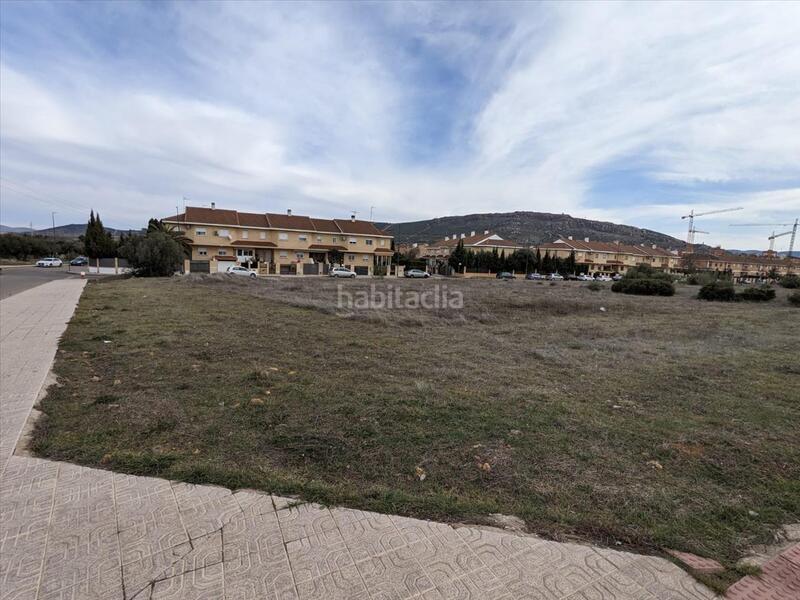 Foto 5d56ed32-bdad-45bb-a587-2709e82fe388. Terreno residenziale in PAU 2-600 Puertollano