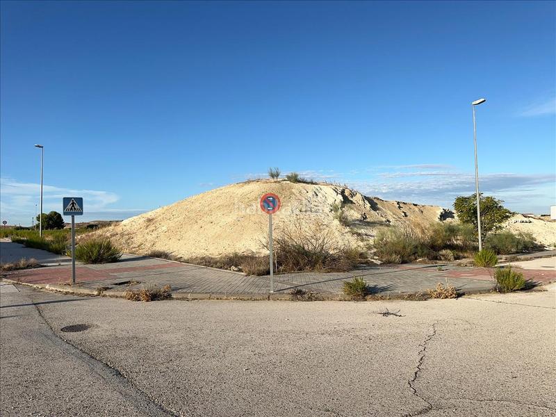 Foto 59cd33ca-9248-425c-b488-6d8d00435520. Wohngrundstück in Estación Valdemoro