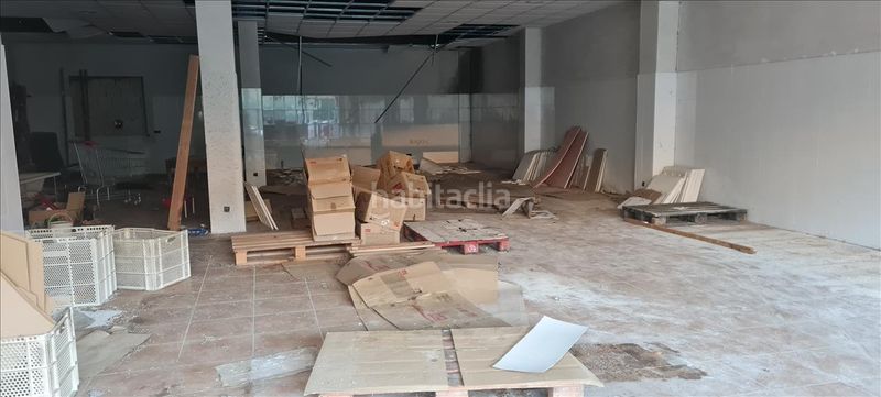 Foto 346a9169-79c7-459c-8241-70cc87f00761. Local comercial a Boiro