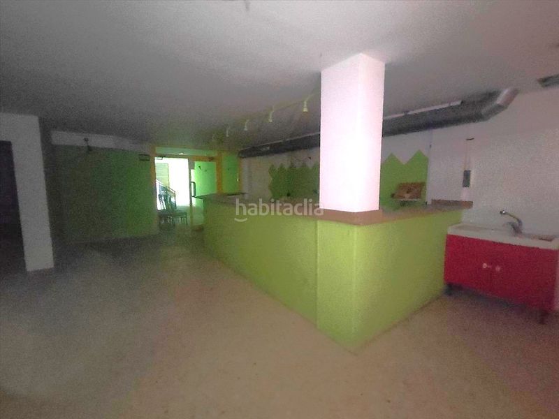 Foto d6798337-4ecd-4e70-a5ef-a6a7fc686e45. Local comercial a Centre Viladecans
