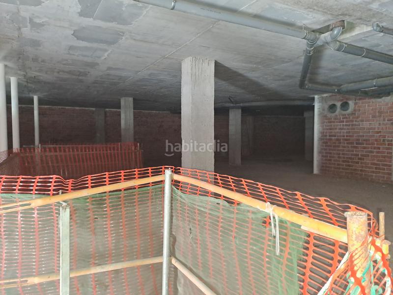 Foto b15feba0-7ea3-4999-8c17-e56f31025b19. Local commercial dans La Plana Esplugues de Llobregat