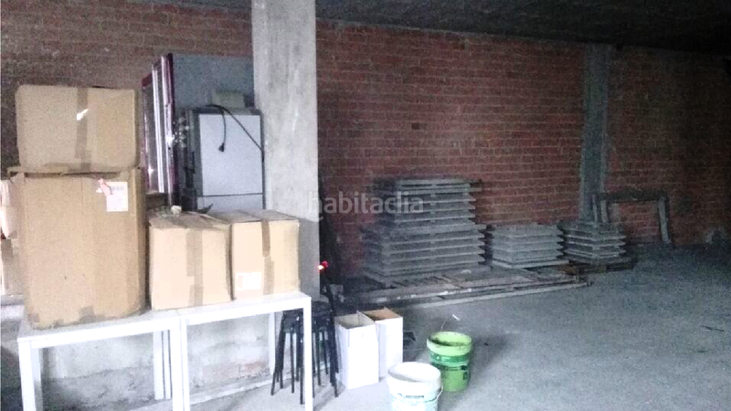 Foto 0bde93dc-a8f9-4e57-9b81-0a1243a0d8fe. Local comercial en Vilalba