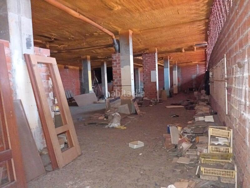 Foto baa72c22-729b-4d2e-86af-44685debe2f5. Local comercial en La Felguera Langreo