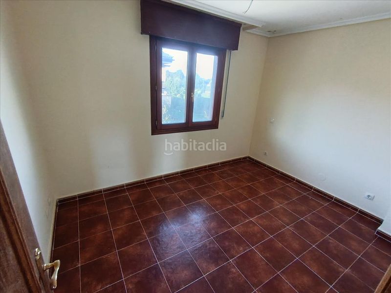 Foto bcfbab6a-6f62-4277-afdd-458efbff7493. Casa amb aparcament a Arnuero