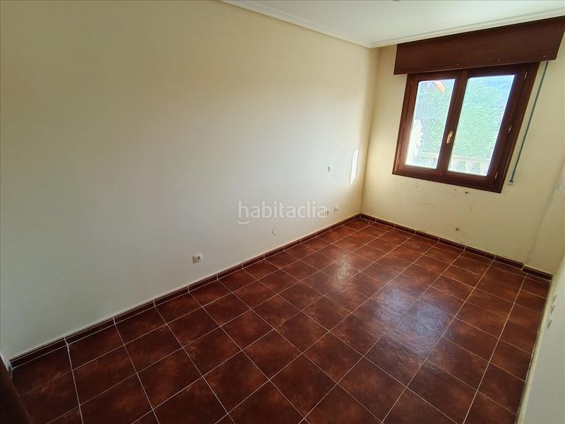 Foto d4292673-2811-4c15-a9f0-d1f0d3ea383b. Casa amb aparcament a Arnuero