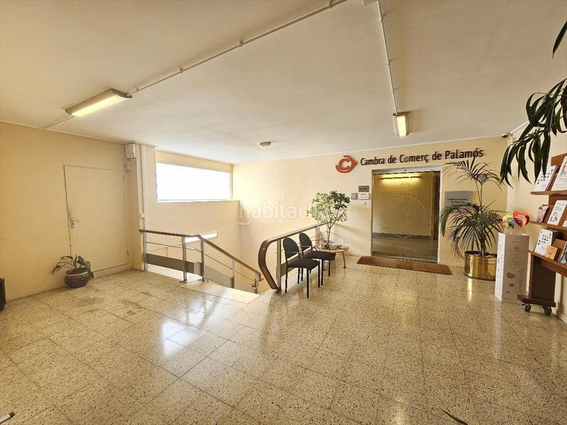 Foto 7f7e9659-8c3d-4a68-b8e1-e059fae07976. Local comercial en El Pedró Palamós