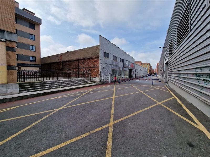 Foto a9624f5f-edea-4ac6-a0b0-e24941d9dcbe. Bâtiment à usage industriel dans La Calzada Gijón
