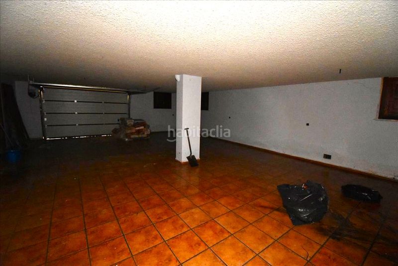 Foto 43e11ee7-9dc3-4ea7-8382-ab904643c73f. Haus mit parking in Liendo