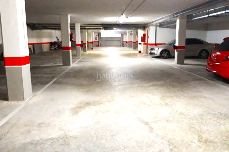 Foto 61875cb1-e831-44a3-aee9-34ca2bd25267. Car parking in Vioño Piélagos