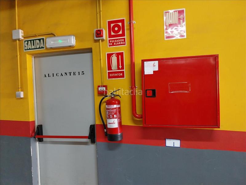 Foto 7d7e4d5d-6f37-48f5-9c99-806f03fb8ed8. Aparcament cotxe a Urbanización El Mediterráneo Arroyomolinos