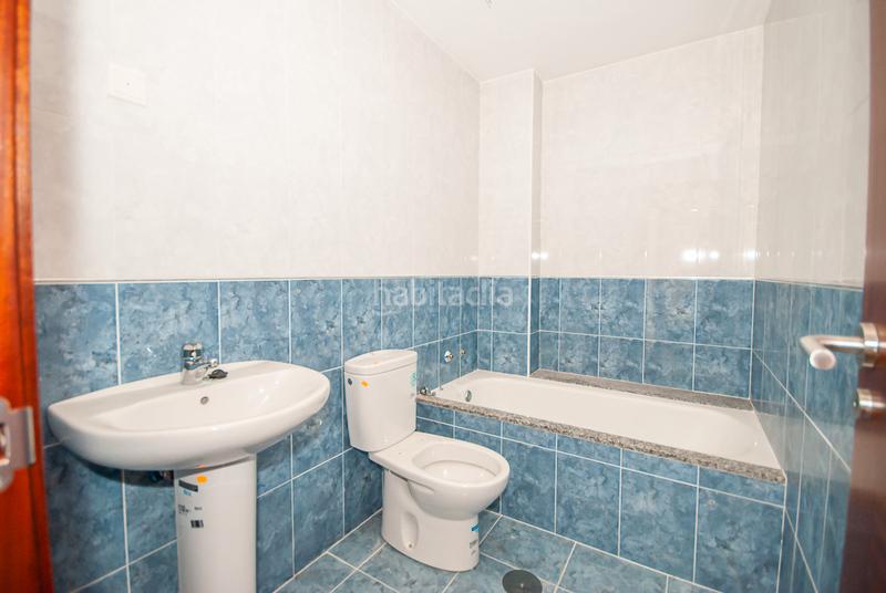 Foto 1bd43e01-01fb-4596-91b0-beae735cbf68. Appartement avec parking dans Outes